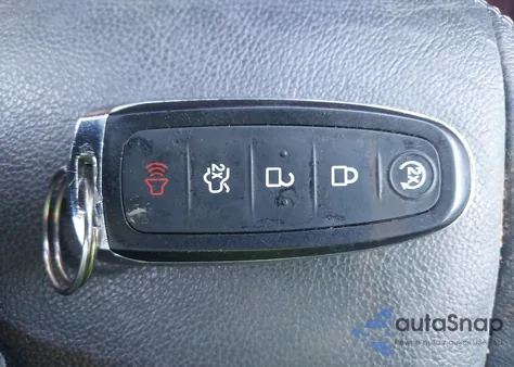 2016 Ford Escape Titanium из США, поврежденный, VIN 1FMCU9J96GUB96009